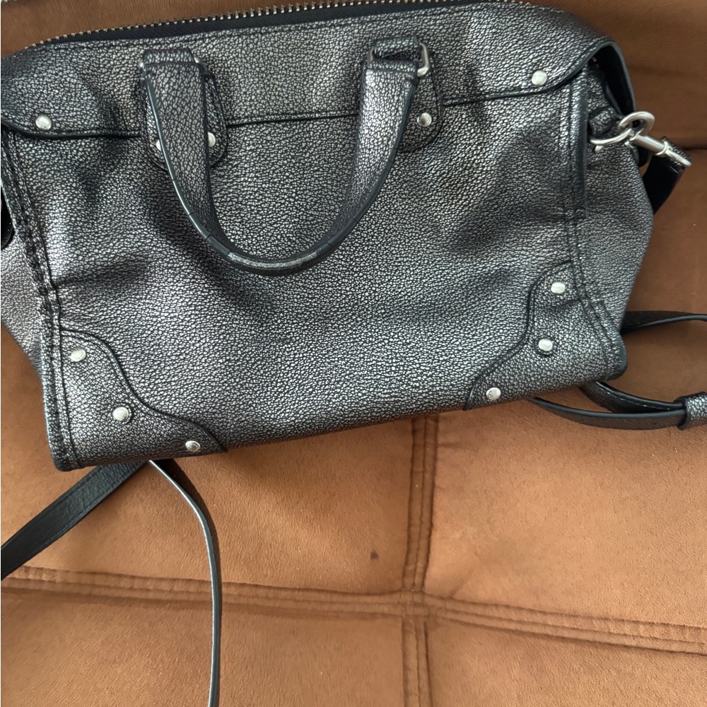Metallic silver coach small Handbag - Picture 2 of 7
